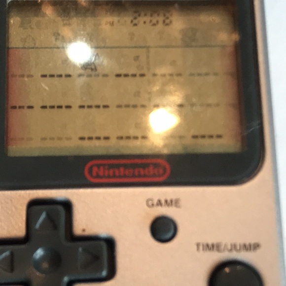 Nintendo Miniature Gameboy Keychain - Picture 2 of 5